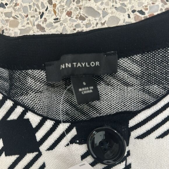 Ann Taylor black white gingham plaid button front coatigan knit small s - Picture 7 of 8